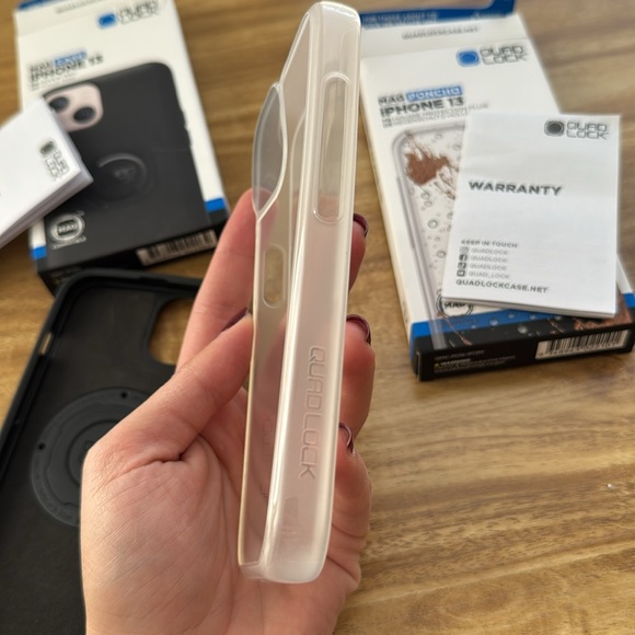 Quad Lock iPhone 13 case & iPhone 13 Poncho - Picture 6 of 6